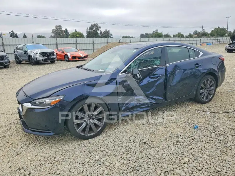 2018 Mazda 6 photo