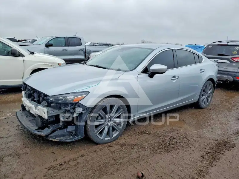 2018 Mazda 6 photo
