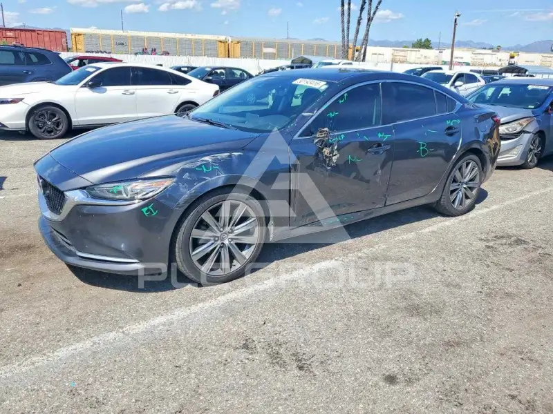 2018 Mazda 6 photo