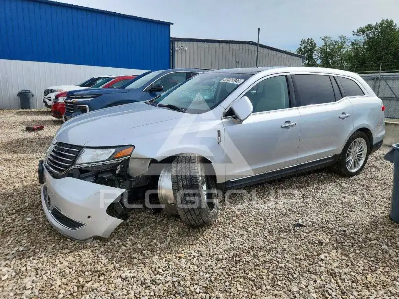 2018 Lincoln MKT фото