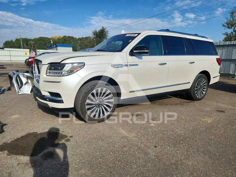 2018 Lincoln NAVIGATOR photo