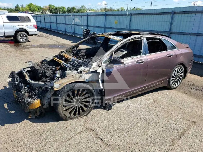 2018 Lincoln MKZ photo