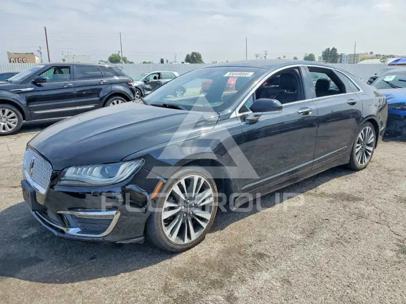 2018 Lincoln MKZ photo
