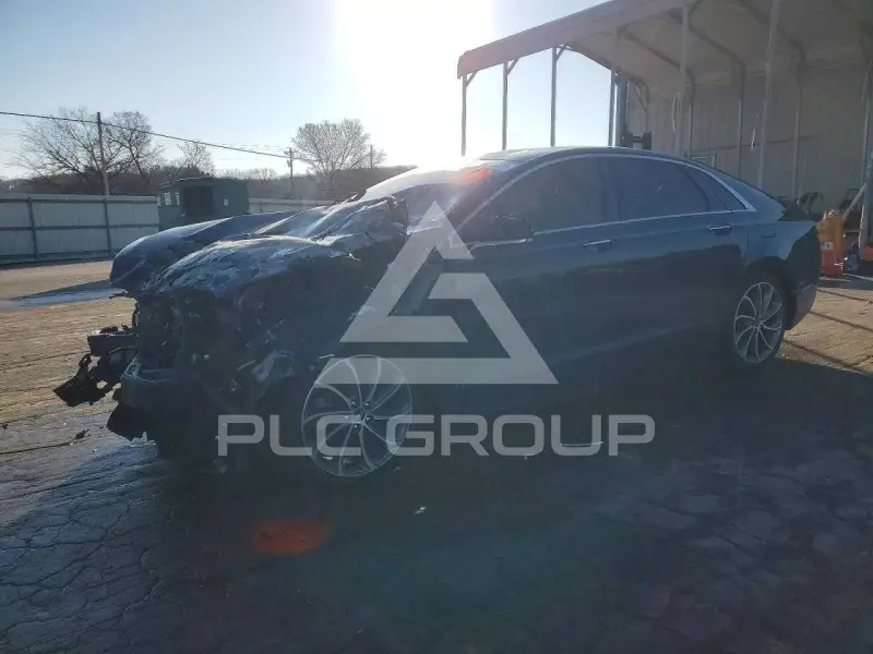 2018 Lincoln MKZ photo