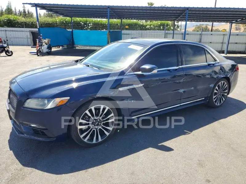 2018 Lincoln Continental photo