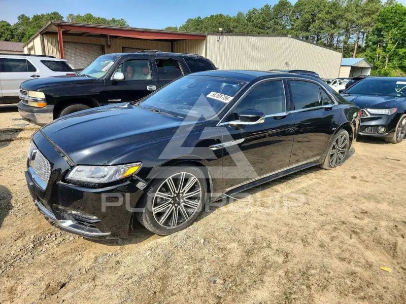 2018 Lincoln Continental photo