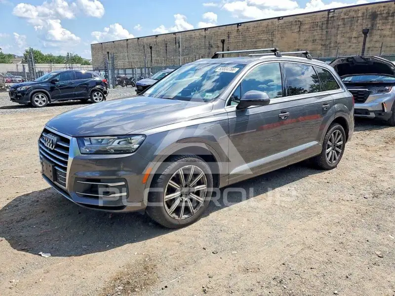 2018 Audi Q7 photo