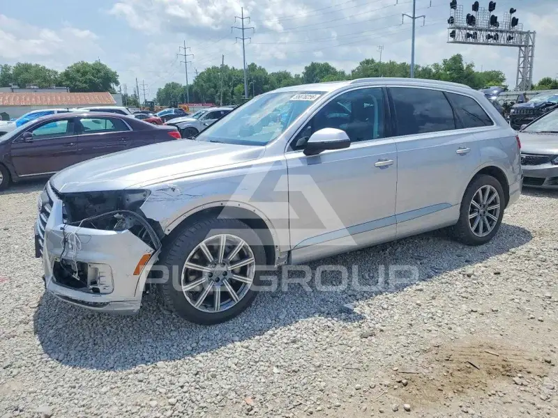 2018 Audi Q7 photo