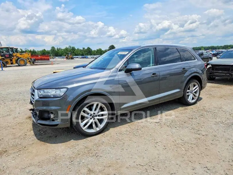 2018 Audi Q7 фото