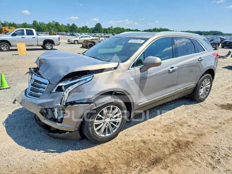 2018 Cadillac XT5 photo