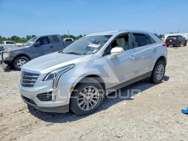 2018 Cadillac XT5 photo