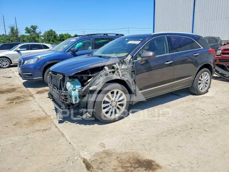 2018 Cadillac XT5 photo