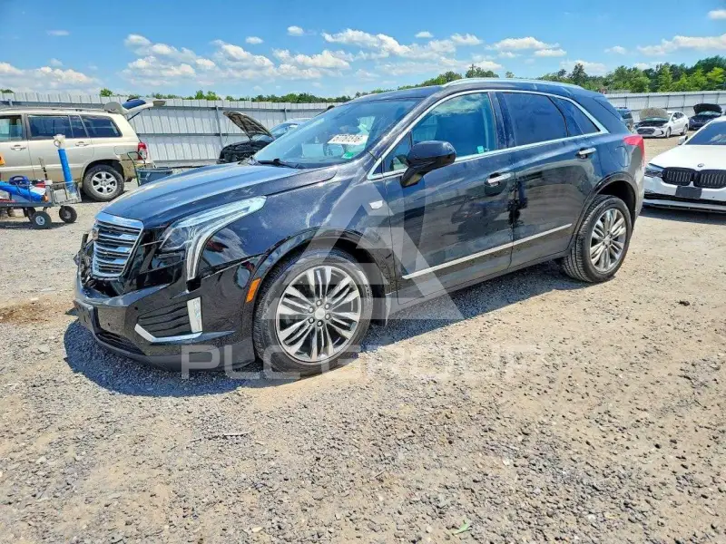 2018 Cadillac XT5 photo