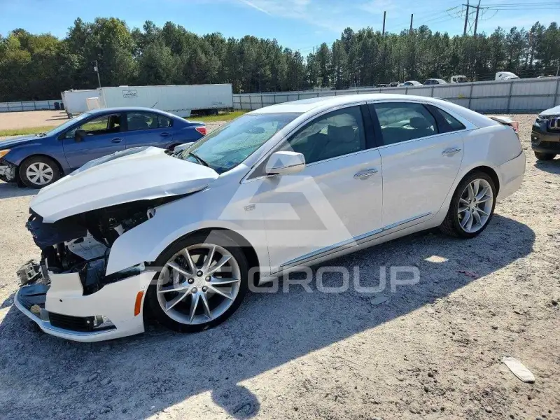 2018 Cadillac XTS photo
