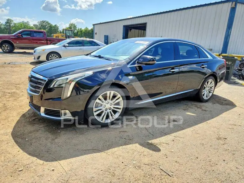 2018 Cadillac XTS photo