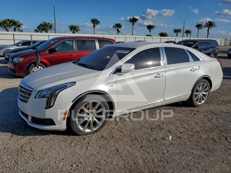 2018 Cadillac XTS фото