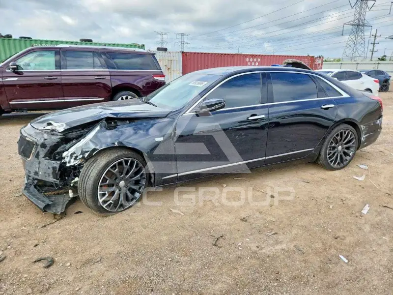 2018 Cadillac CT6 photo