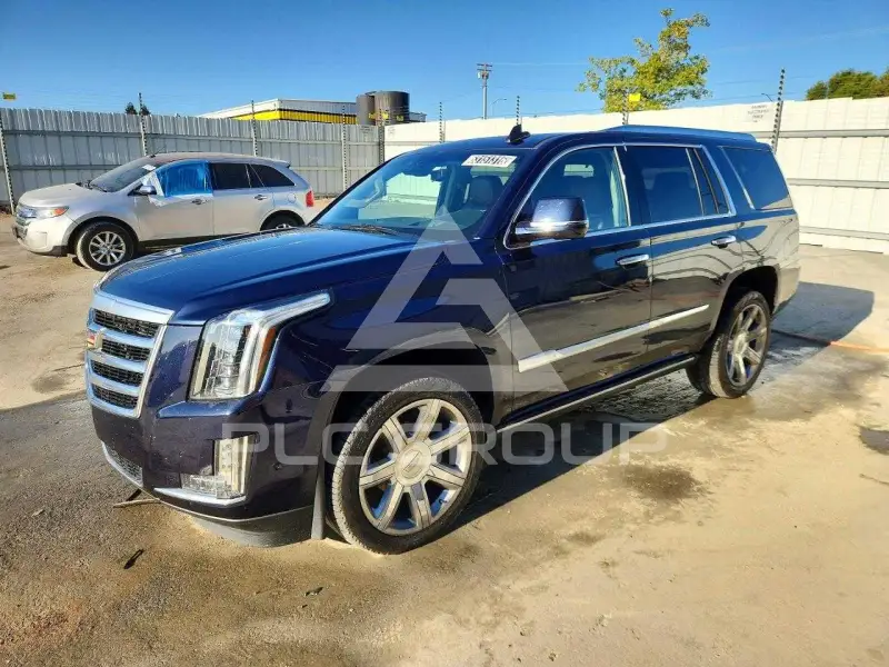 2018 Cadillac ESCALADE photo