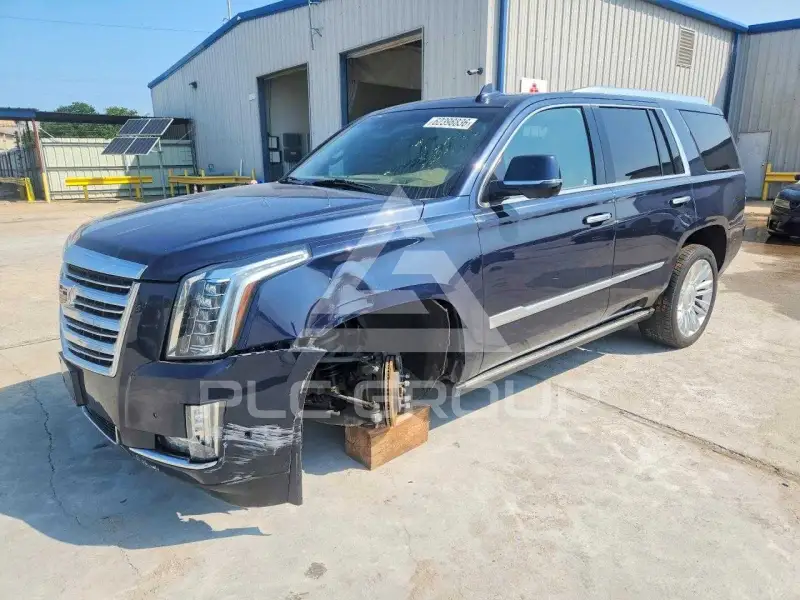 2018 Cadillac ESCALADE photo