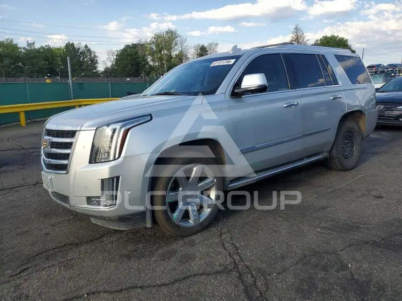 2018 Cadillac ESCALADE фото