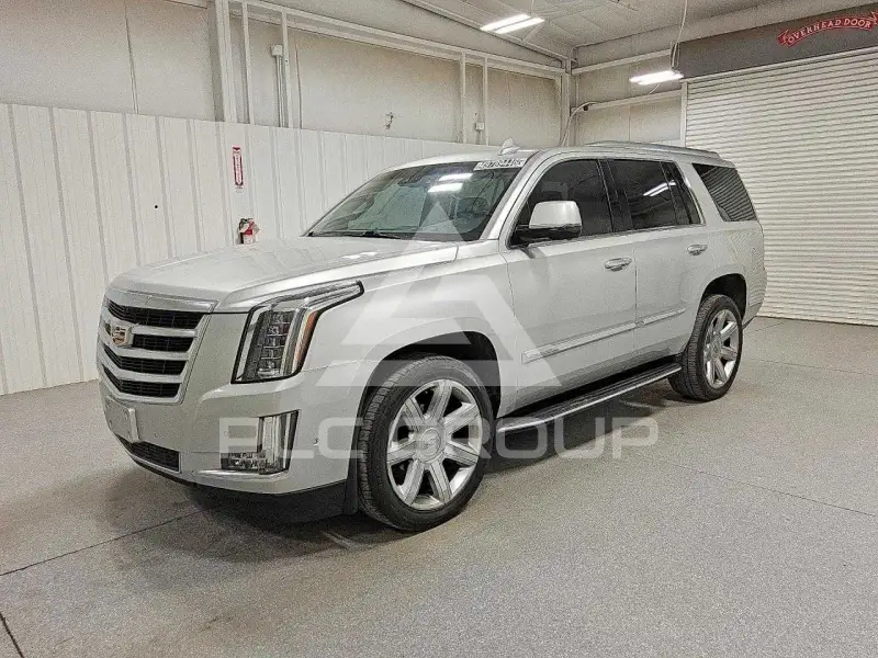 2018 Cadillac ESCALADE фото