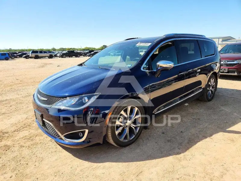 2018 Chrysler PACIFICA photo
