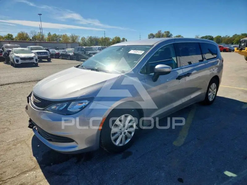 2018 Chrysler PACIFICA photo