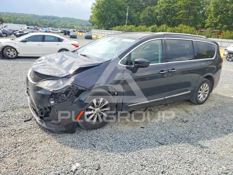 2018 Chrysler PACIFICA фото