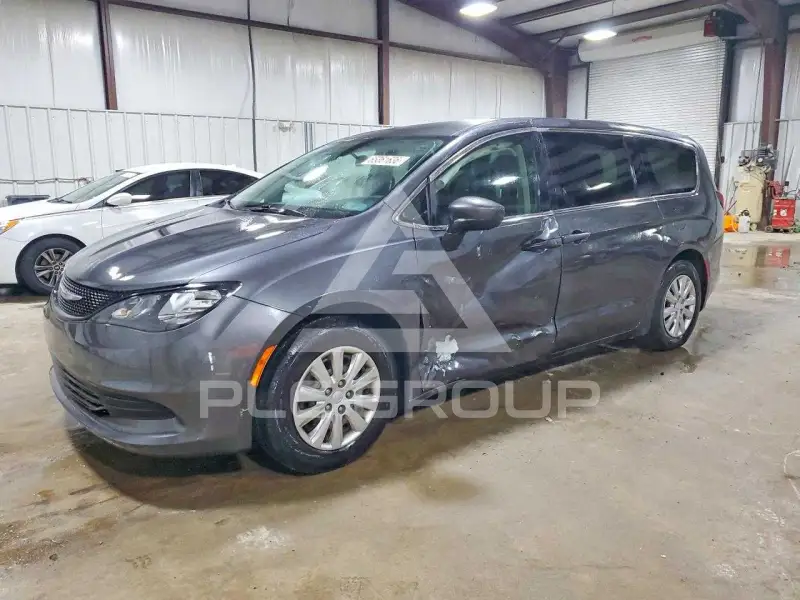 2018 Chrysler PACIFICA photo
