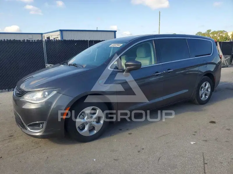 2018 Chrysler PACIFICA фото