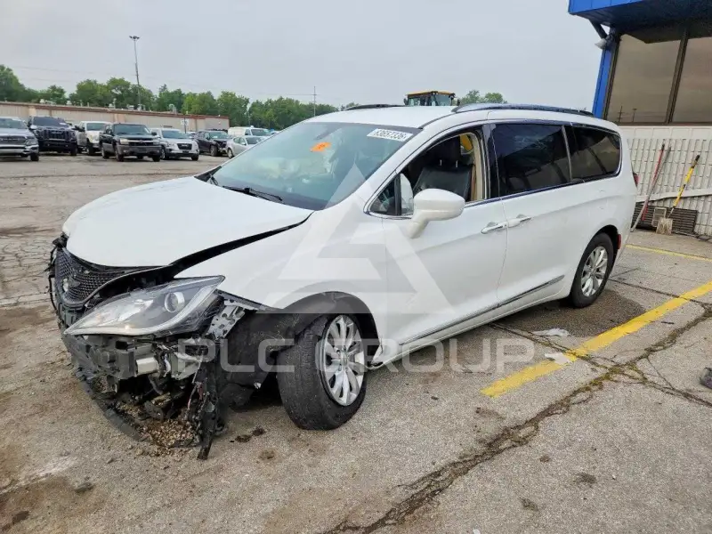 2018 Chrysler PACIFICA фото
