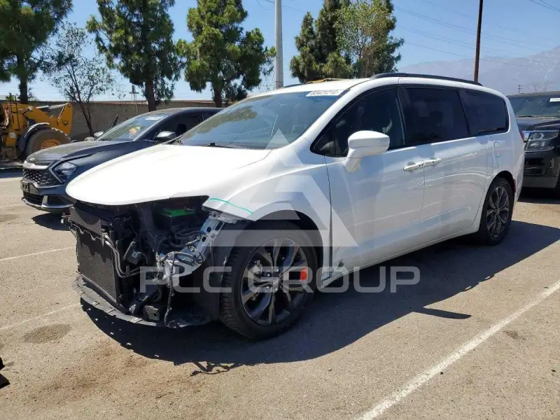 2018 Chrysler PACIFICA фото
