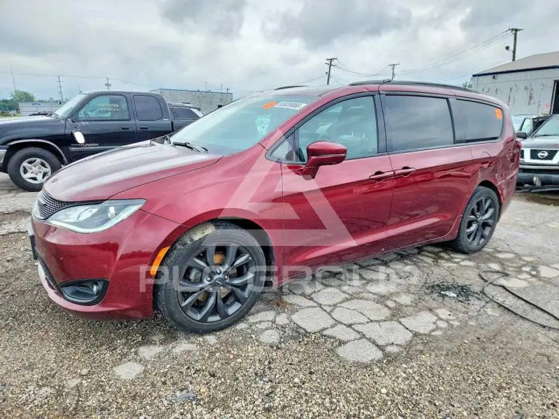 2018 Chrysler PACIFICA фото