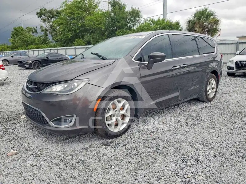 2018 Chrysler PACIFICA photo
