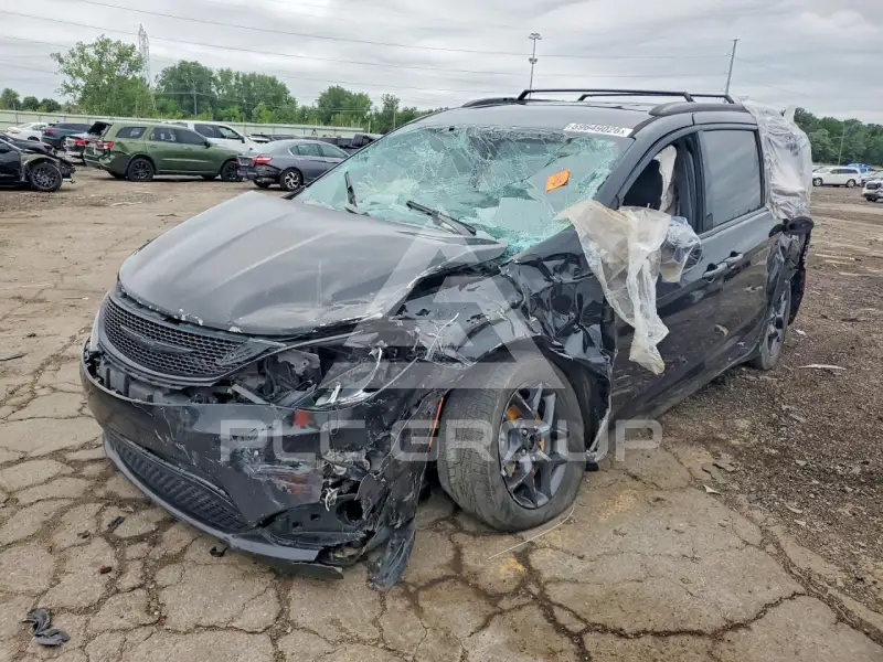 2018 Chrysler PACIFICA фото