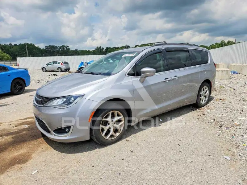 2018 Chrysler PACIFICA фото