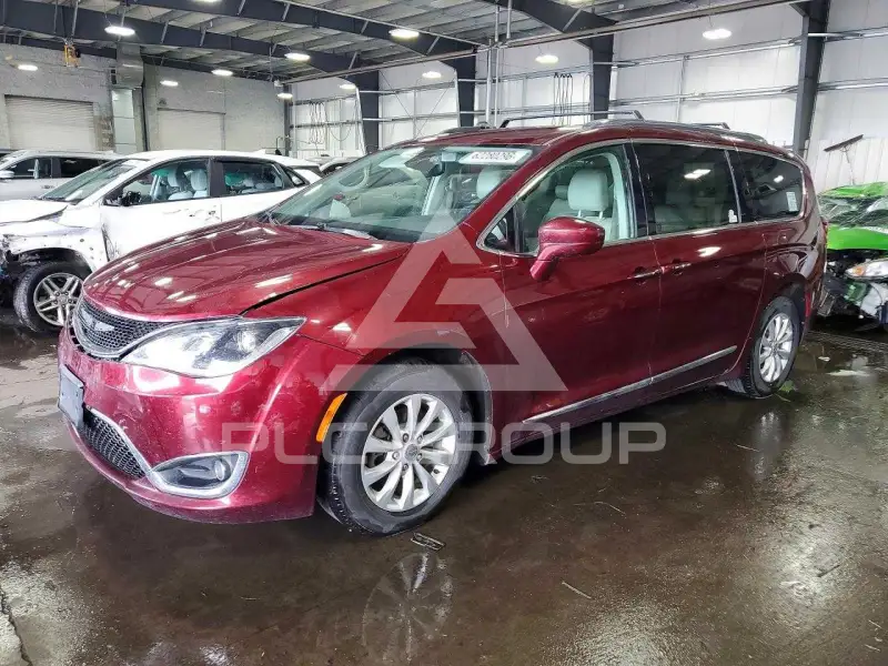 2018 Chrysler PACIFICA photo