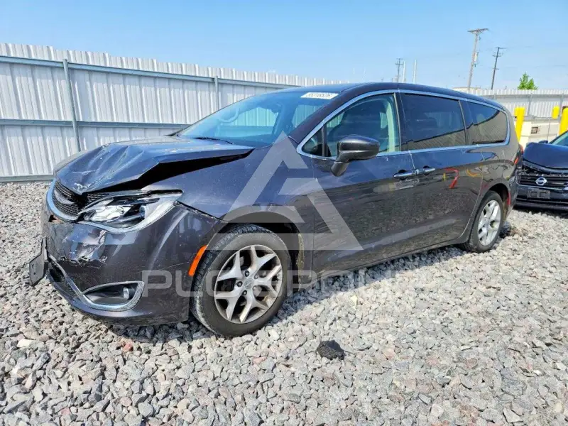 2018 Chrysler PACIFICA фото