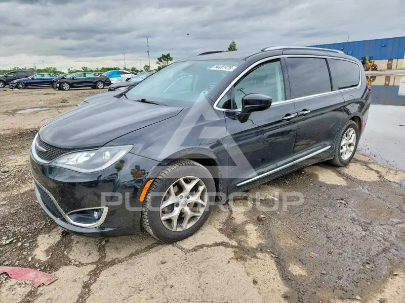 2018 Chrysler PACIFICA photo