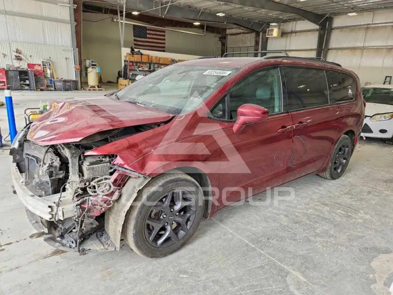 2018 Chrysler PACIFICA photo