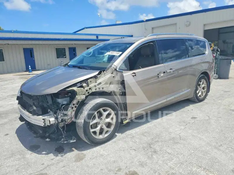 2018 Chrysler PACIFICA фото
