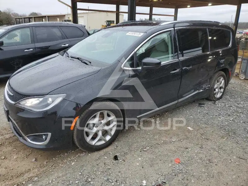 2018 Chrysler PACIFICA фото