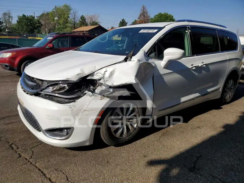 2018 Chrysler PACIFICA photo