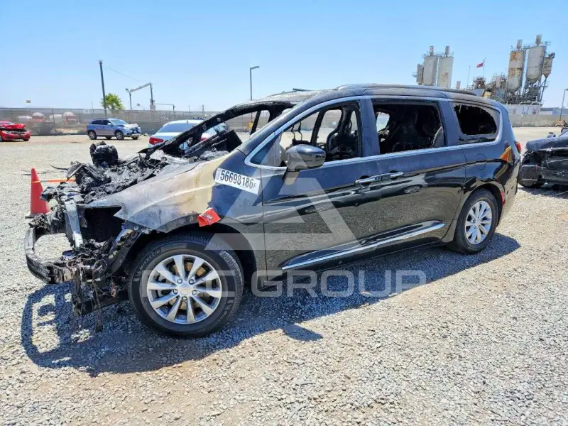 2018 Chrysler PACIFICA фото