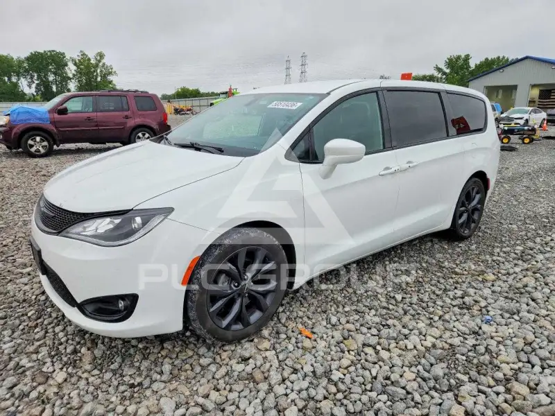 2018 Chrysler PACIFICA фото
