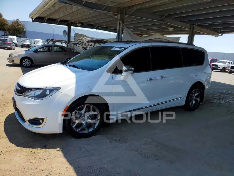 2018 Chrysler PACIFICA фото