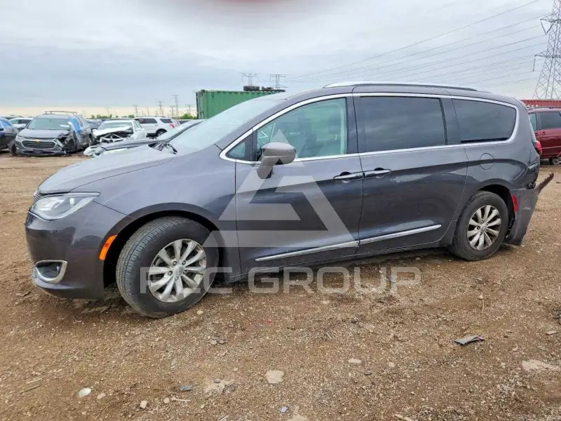 2018 Chrysler PACIFICA фото