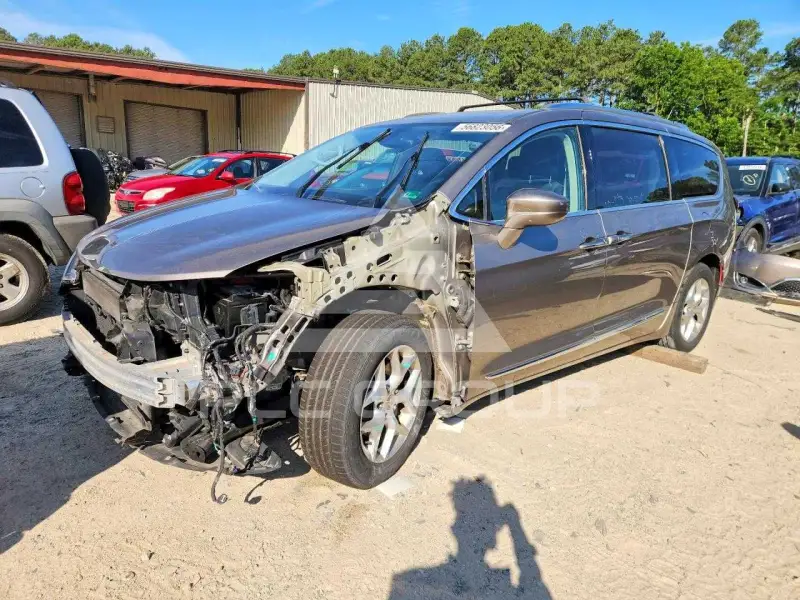2018 Chrysler PACIFICA фото