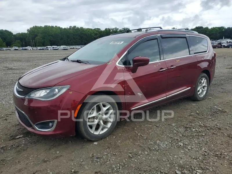2018 Chrysler PACIFICA photo