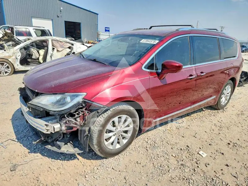 2018 Chrysler PACIFICA photo